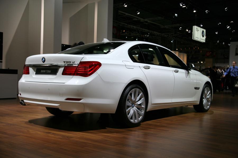  BMW 7-Series 2009 года  (фото 114 из 167)